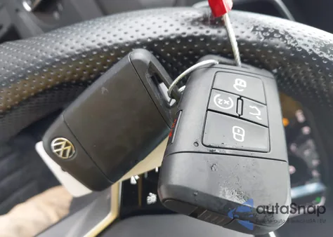 2023 Volkswagen Tiguan 2.0T Sel R-Line from USA, damaged, VIN 3VV4B7AX5PM120501